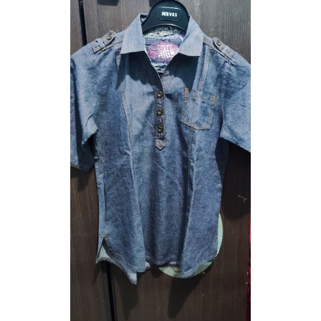 BAJU PRELOVED WANITA BY EXIT GIRLS
