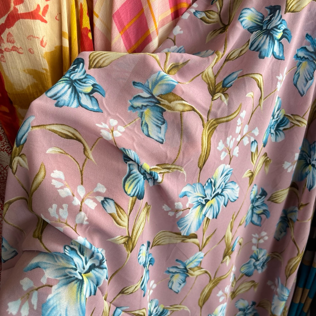 Kain Ceruty Babydoll Premium motif bunga - kain ceruti premium motif - kain bahan motif bunga - kain