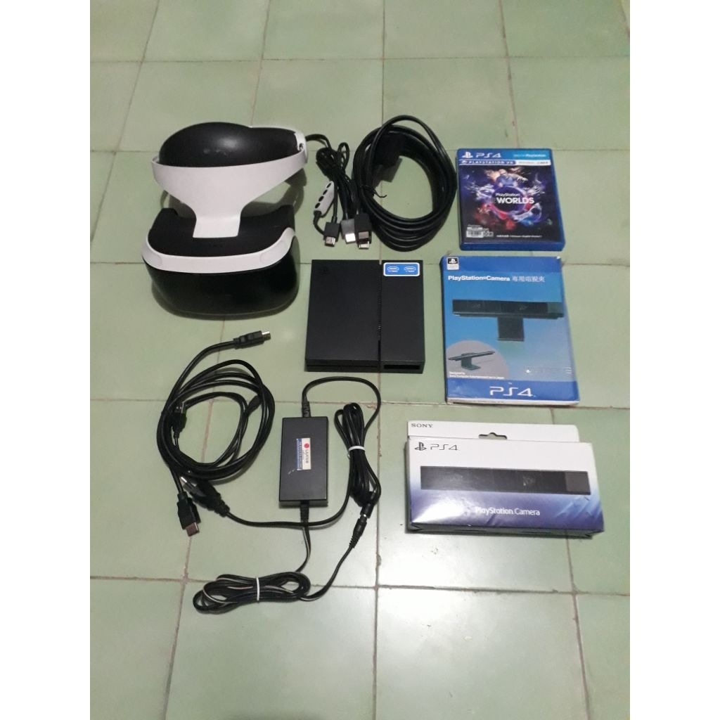 PLAYSTATION VR PSVR V1 BUNDLING GAME VR