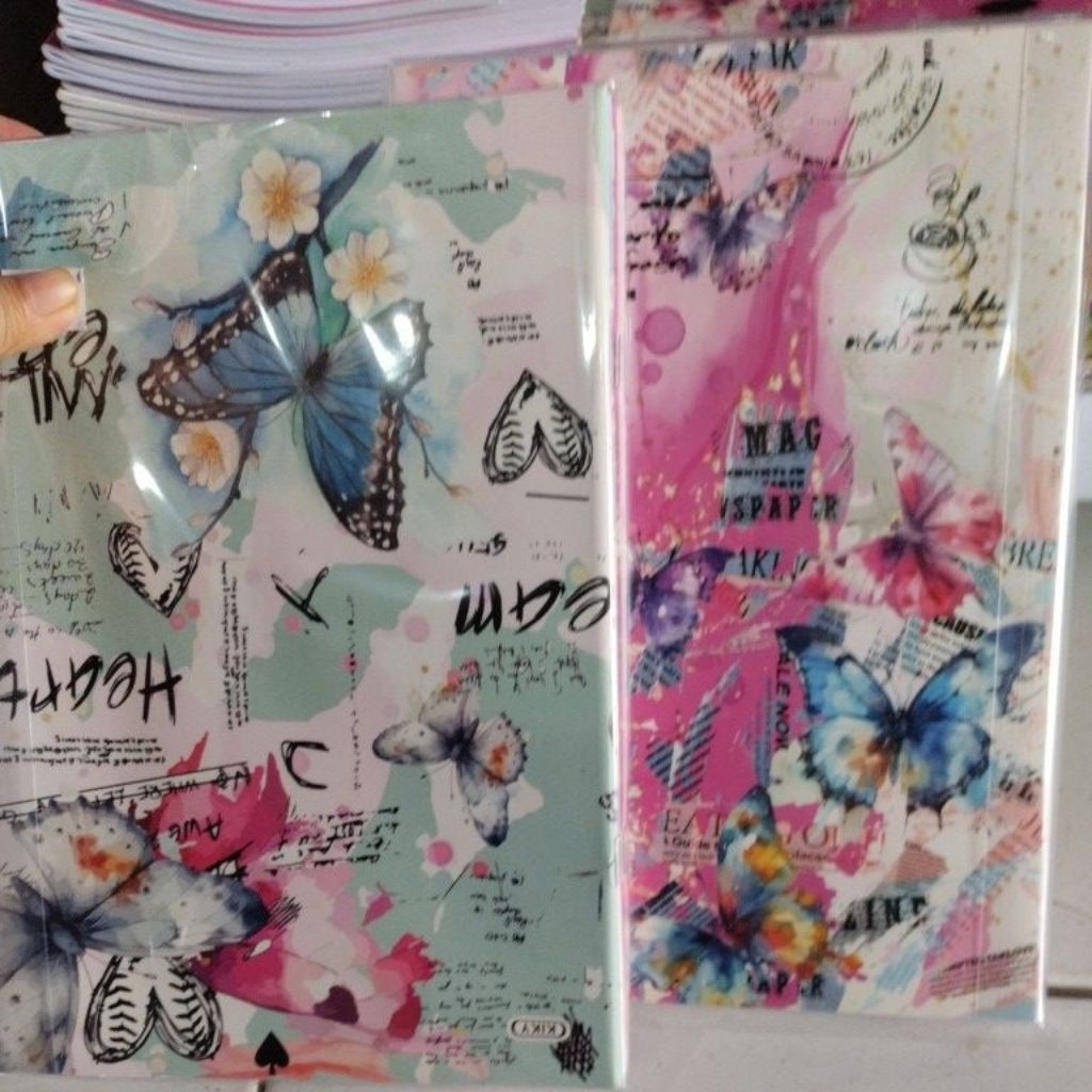 

Buku tulis boxy kiky 42lembar (1pack isi 5pcs)