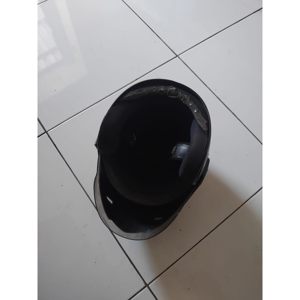 OBRAL SECOND HELM SEPEDA MOTOR JADUL KUNO HITAM MERK HONDA