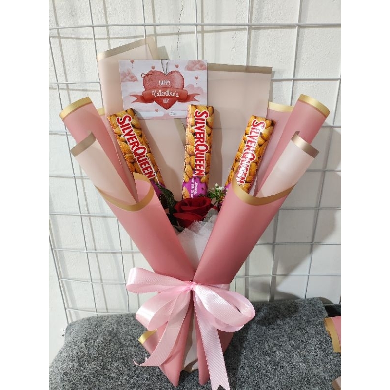 

Buket Valentine Coklat Silverqueen Termurah