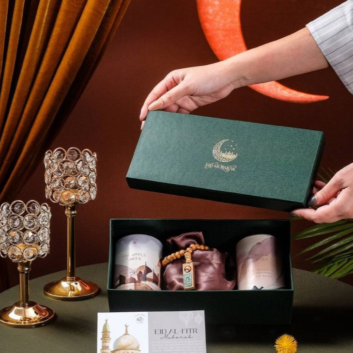 

Rifah (رفاه) hampers | Hampers Lebaran (Parcel Ramadan / Idul Fitri / Eid Mubarak)