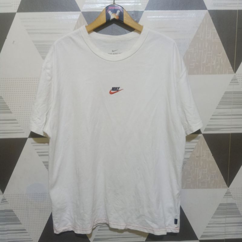 Tshirt Nike Center Logo Bordir 2XL