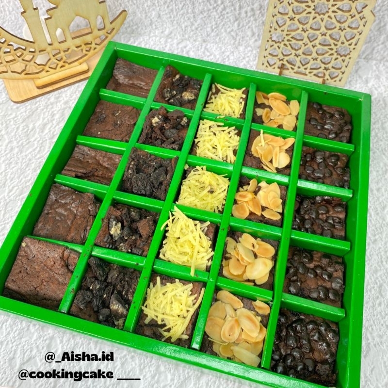

Brownies Sekat Hampers / Hampers Lebaran / Hampers Idul Fitri