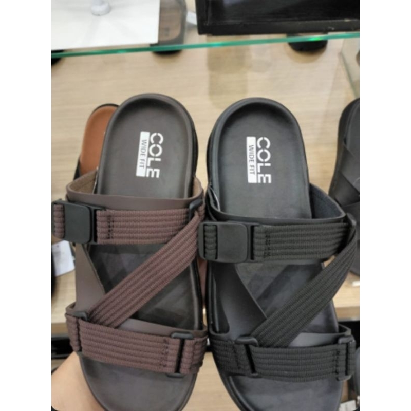 COLE sandal pria