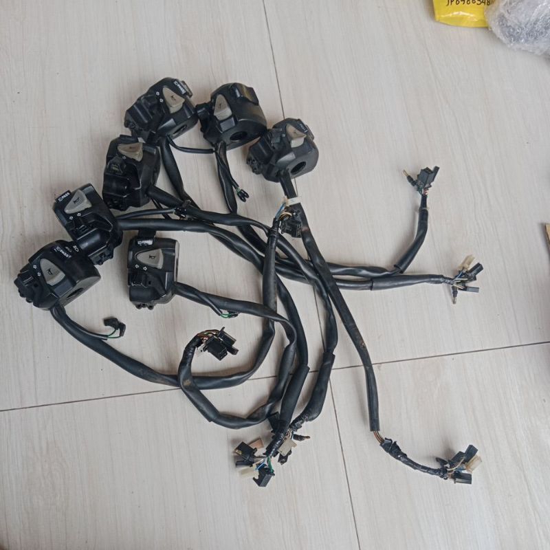 Saklar set atau Holder Kiri CRF 150L AHM