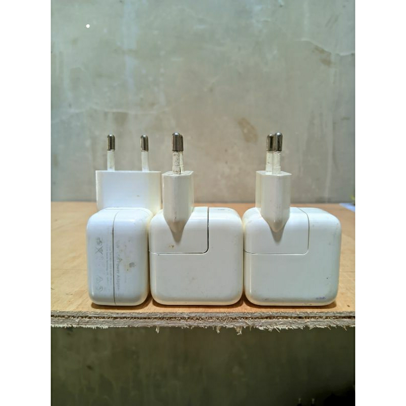 (COD) Adaptor charger original iPad