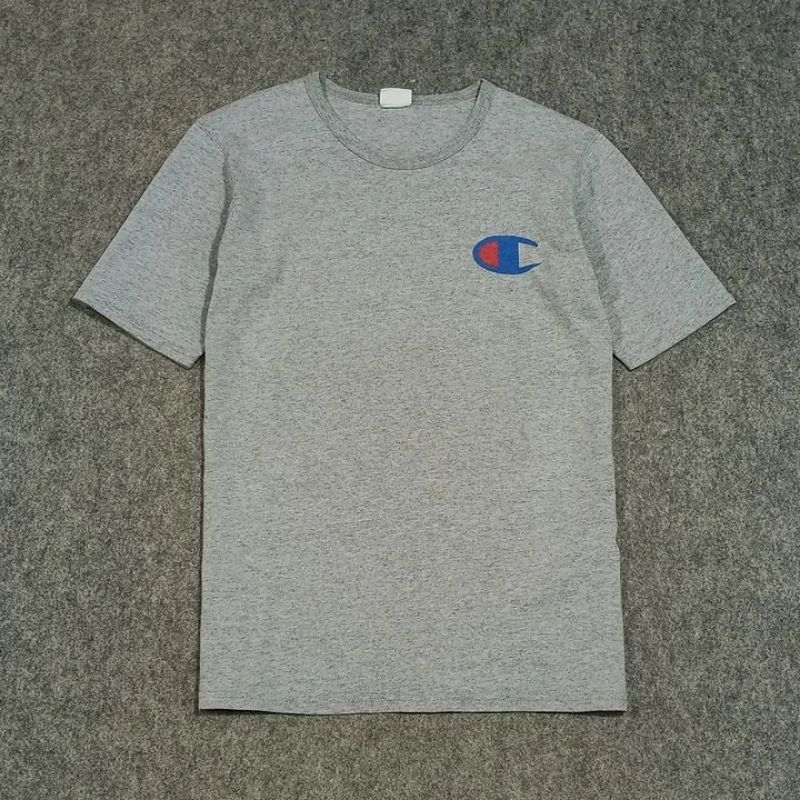 T-shirt pria lengan pendek CHAMPION size M second