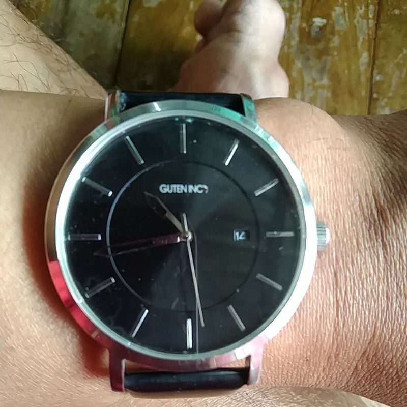 JAM TANGAN GUTEN INC