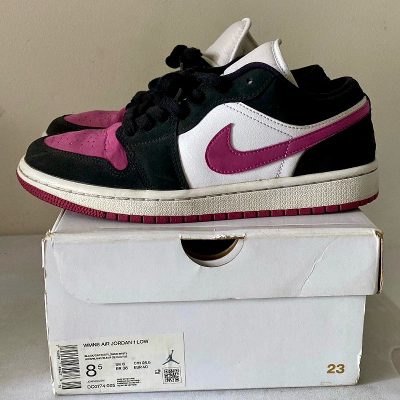 Air Jordan 1 Low Black Cactus Flower Womens Used Like New