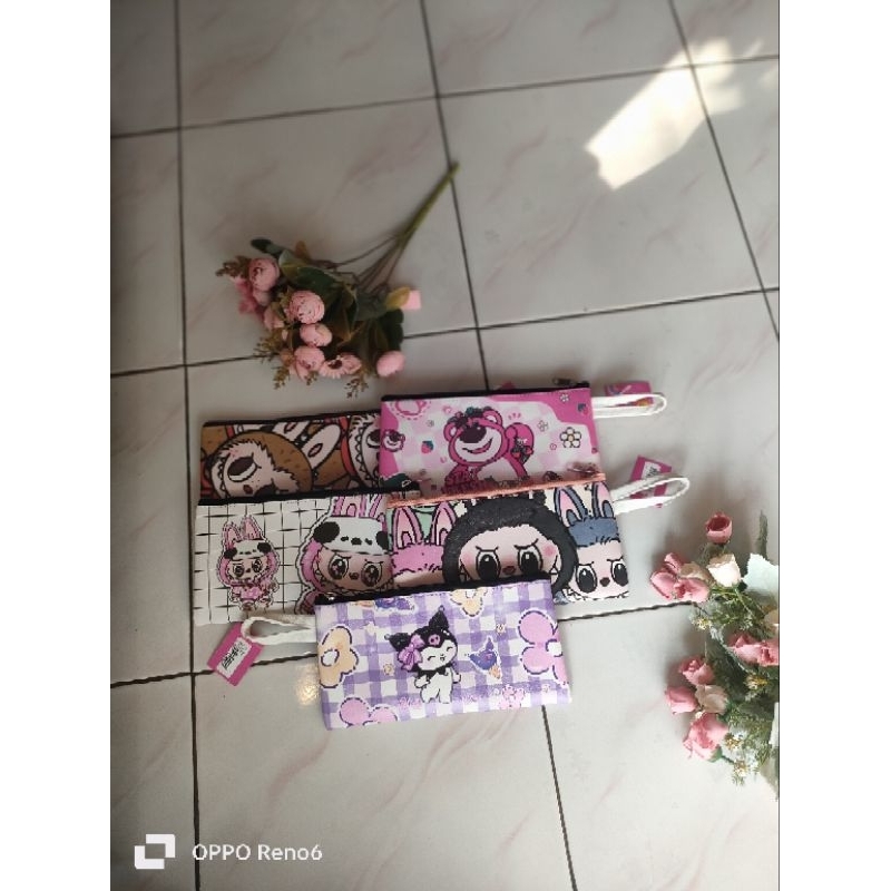 

Tempat Pensil Rumah Warna