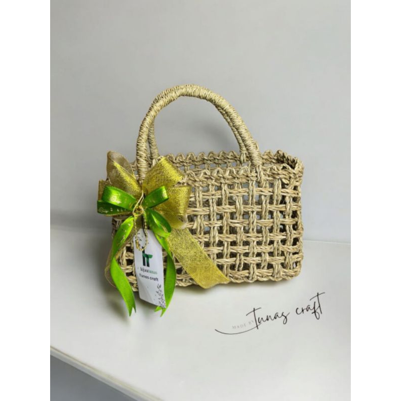 

HijauTunasFarm Tas Hampers lebaran/Souvenir Anyaman