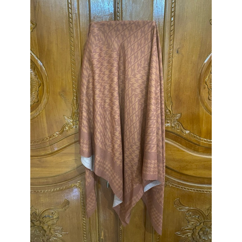 Preloved scarf zaskia sungkar