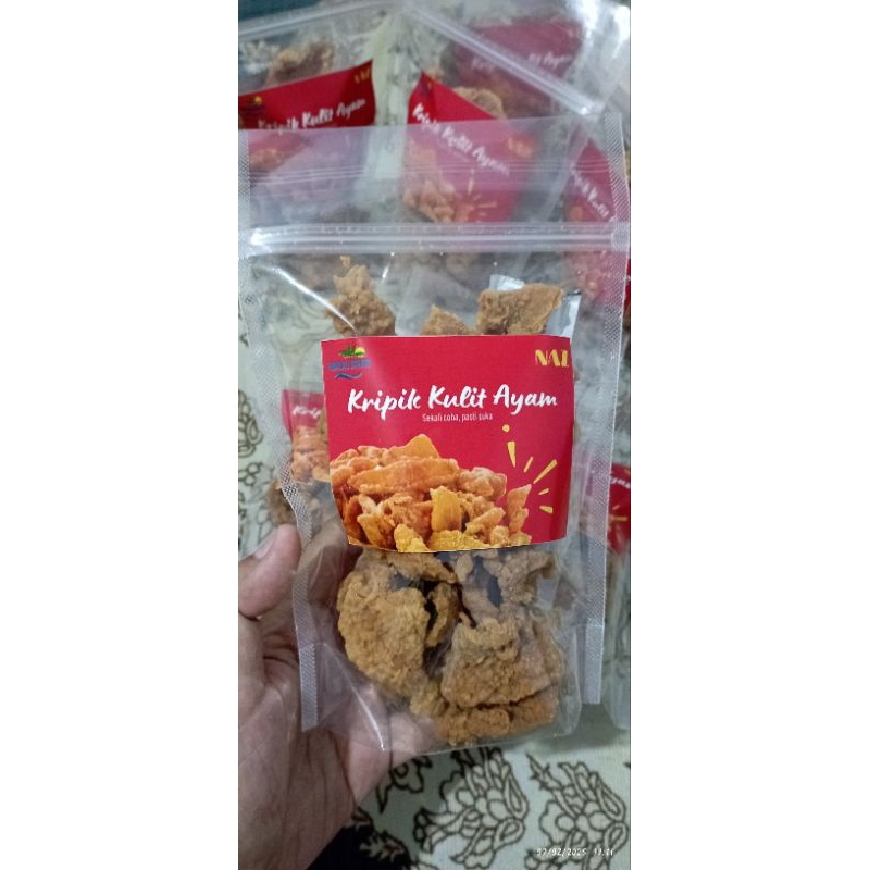 

Kripik Kulit Ayam Gurih Renyah by Kemilau Bahari