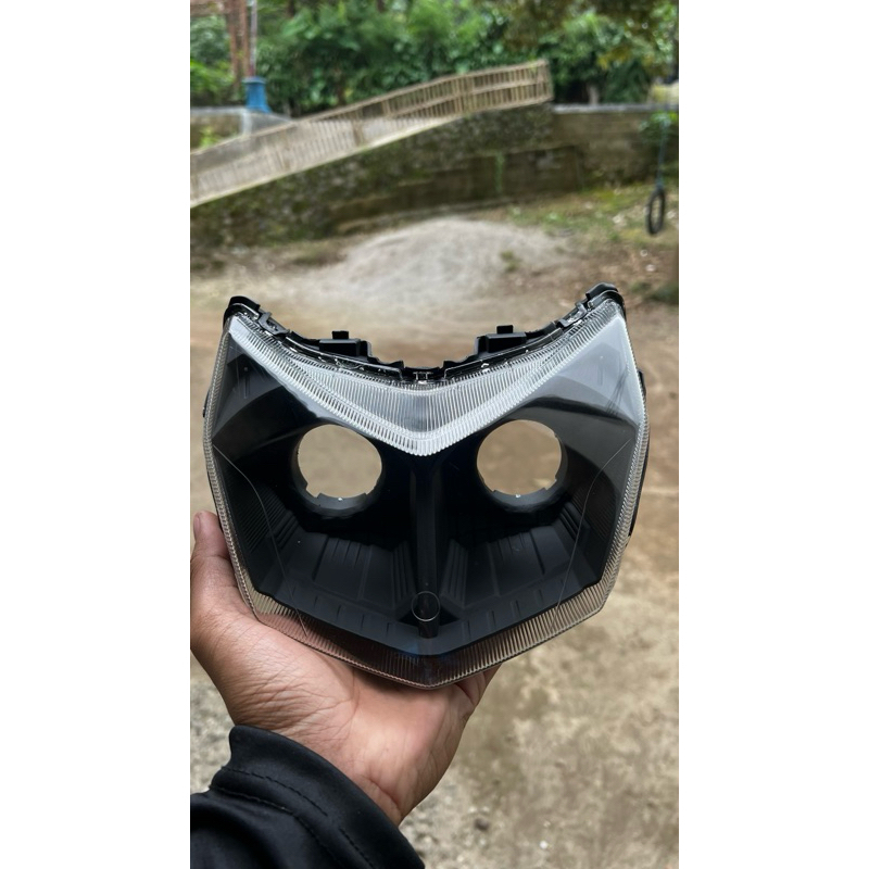 reflektor lampu honda supra 125 set lampu H4 dan soket .