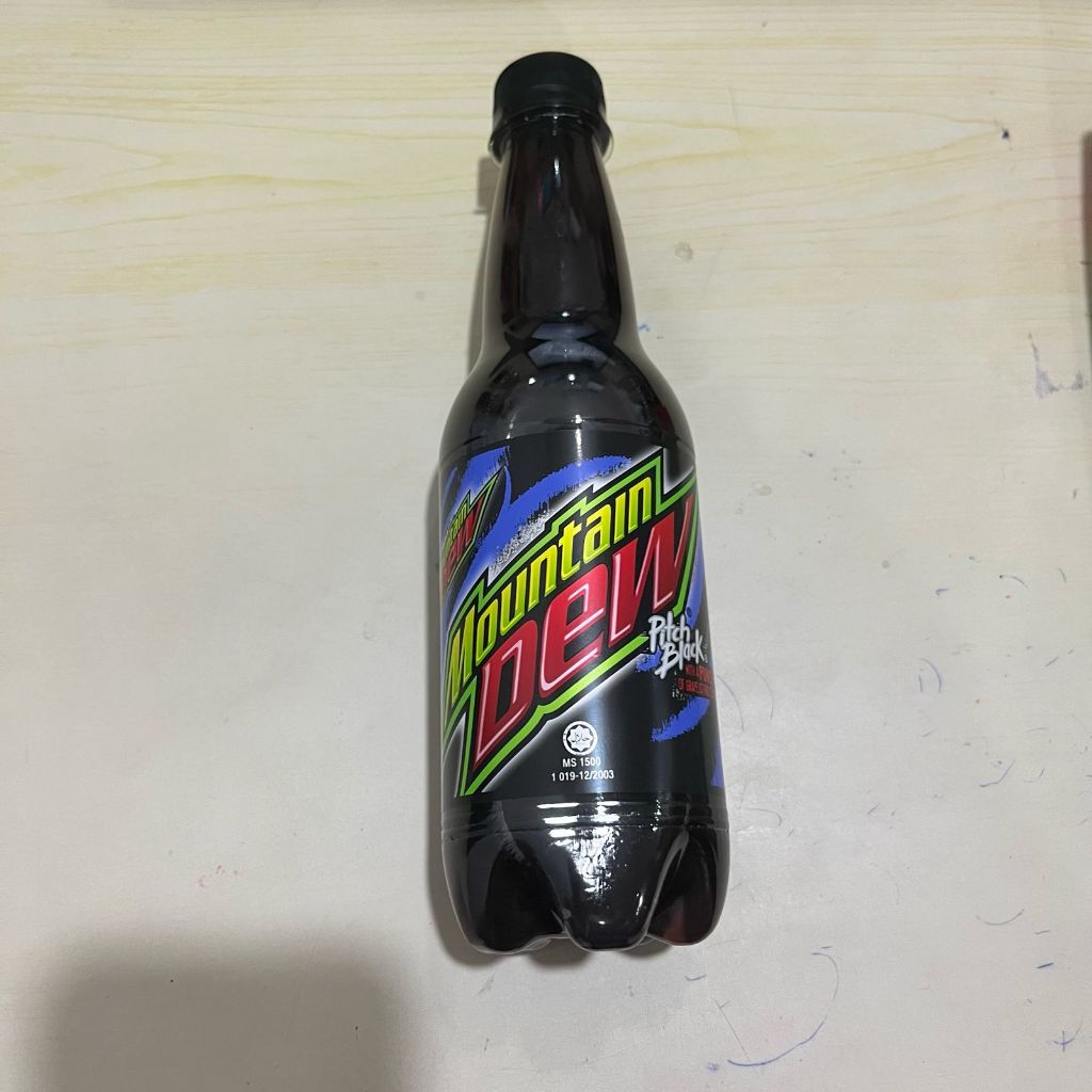 

Mountain Dew 500ml PITCH BLACK