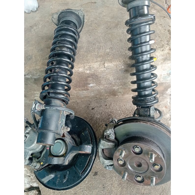 1set shockbreaker depan Futura 120ss cakram depan  Futura nap roda futura