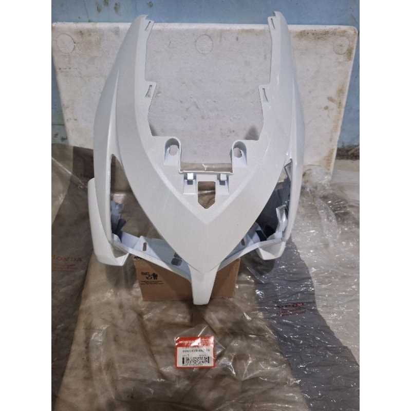 tameng panel dasi dada depan vario 110 old karbu agnes original ahm honda 64301-kvb-930pfw putih