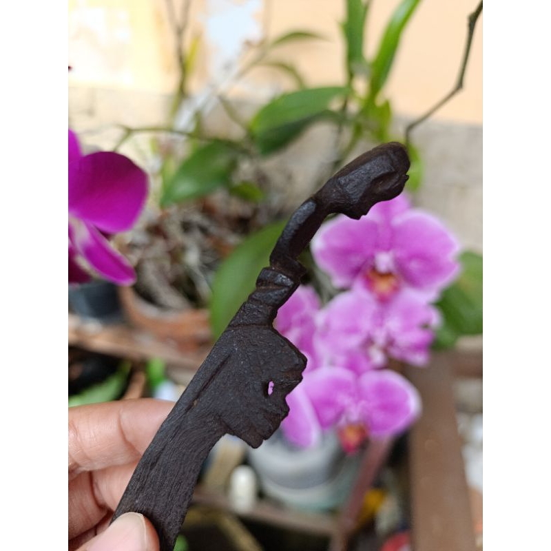 Kujang Putut Sajen Sepuh