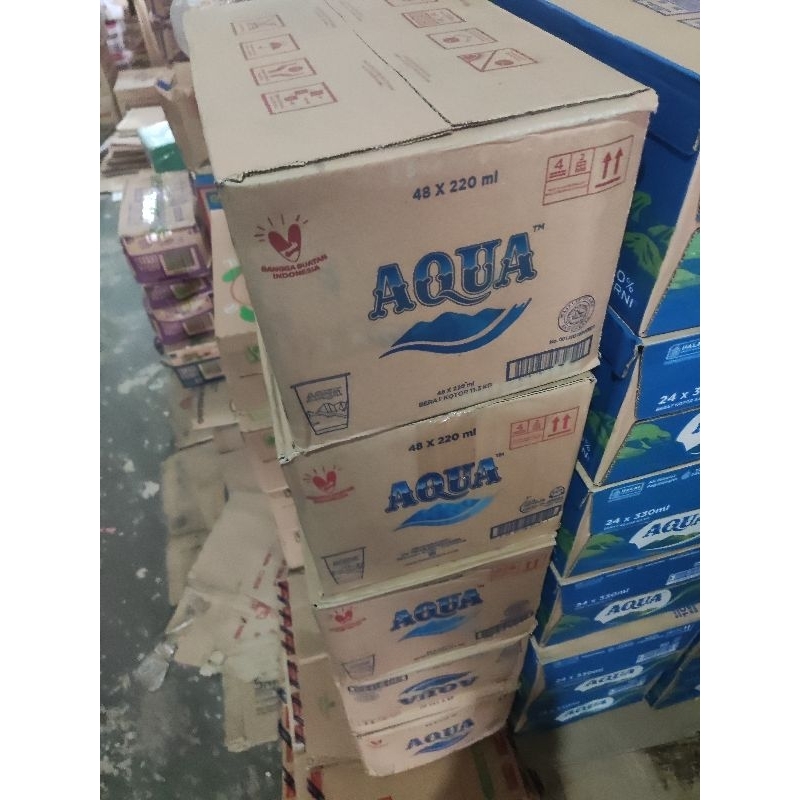 

Aqua Gelas per Dus