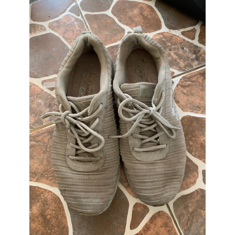 preloved skechers air cooled memory foam