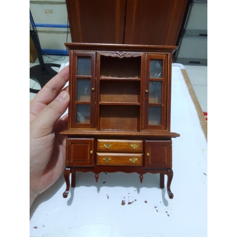 Miniature lemari kayu miniatur rak dapur piring pajangan buku mewah figma props