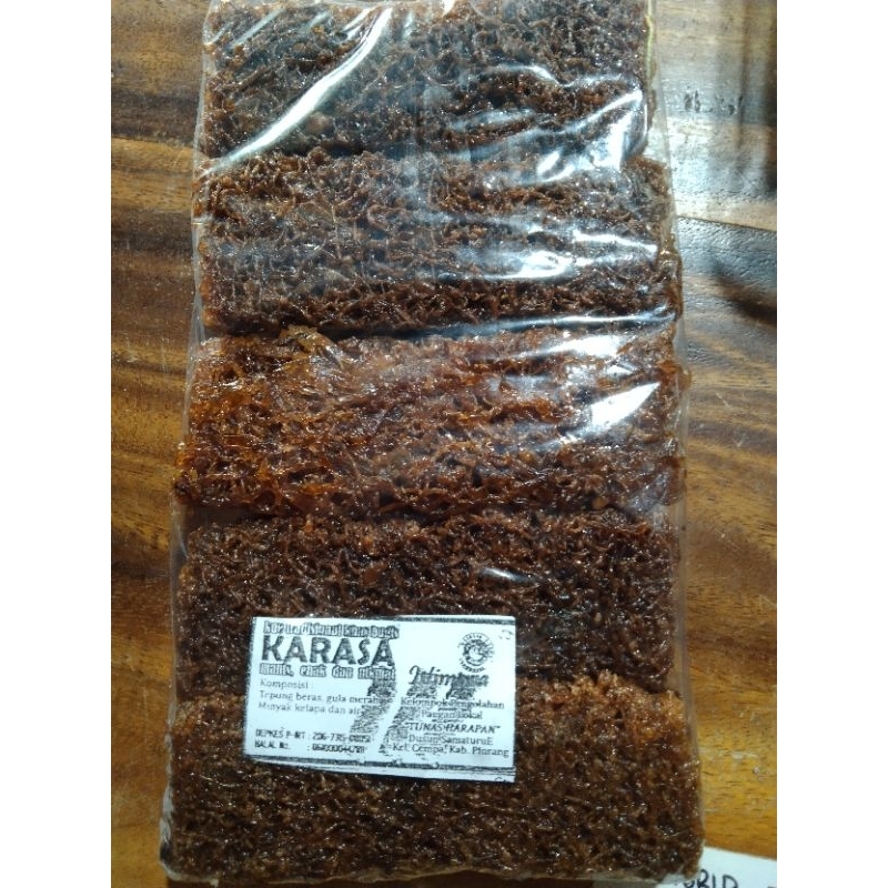 

Karasa kue khas bugis