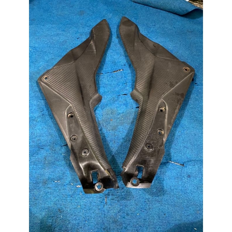 Bok aki sambungan bodi tengah honda cb 150 r old original