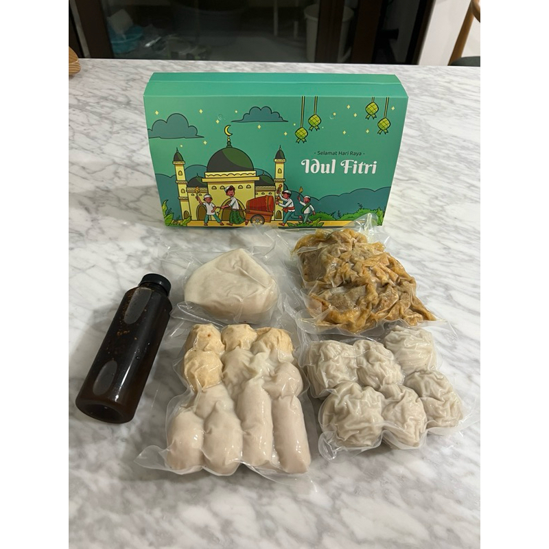 

Paket Pempek Palembang Hampers Idul Fitri