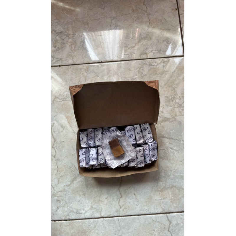 

Dodol Garut Original Cokelat Susu