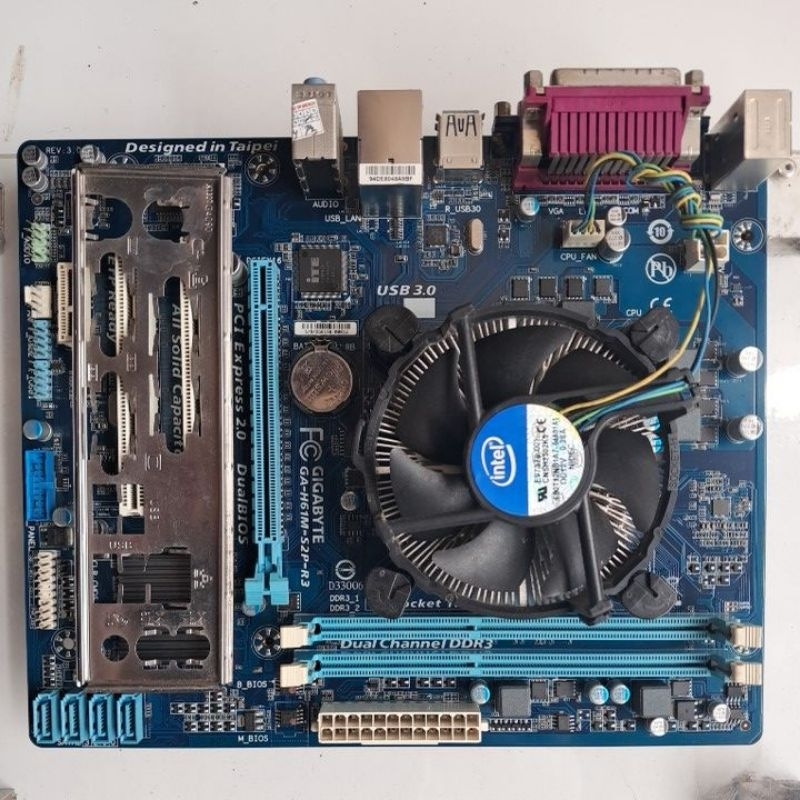 Motherboard H61M-S2P-R3 Gigabyte Processor Intel Core i3-3220
