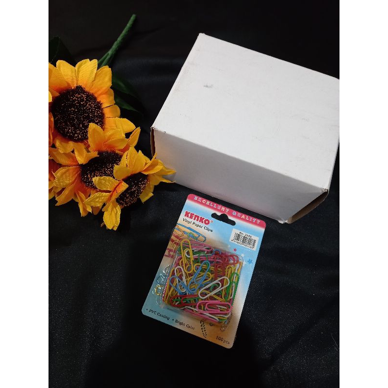 

Paper clip warna kenko perpack( isi 12pcs)