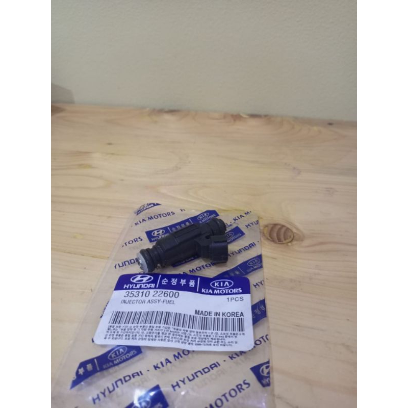 fuel injector hyundai Accent Elantra 2000-2005