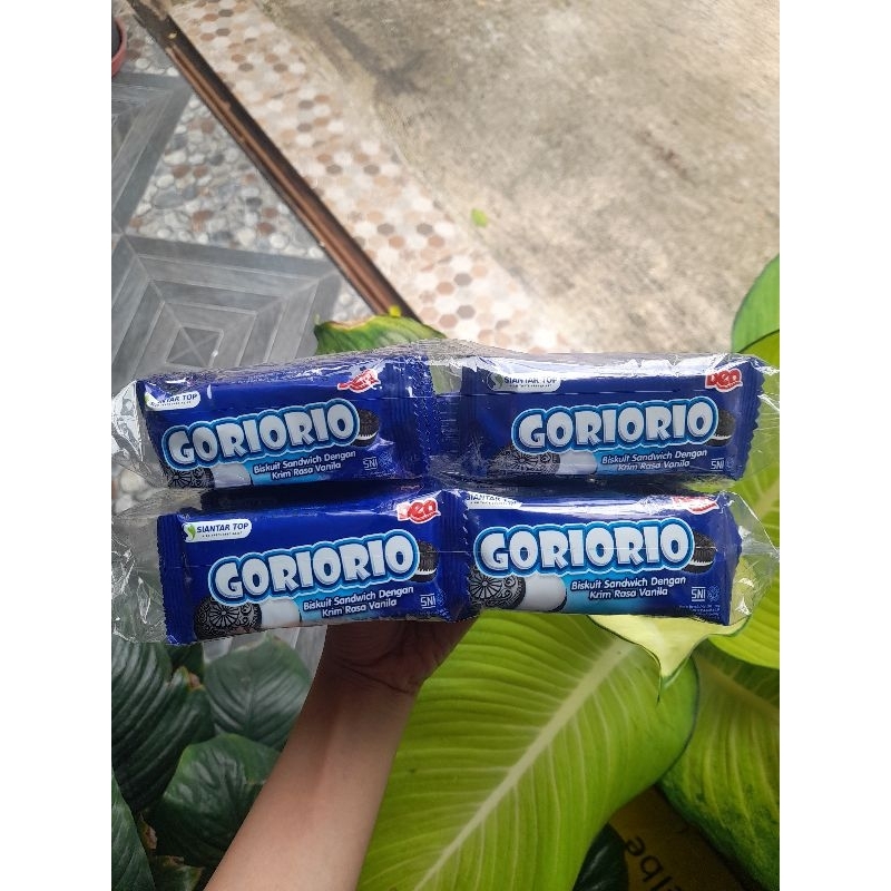 

Goriorio (isi 20) Snack Cemilan Biskuit