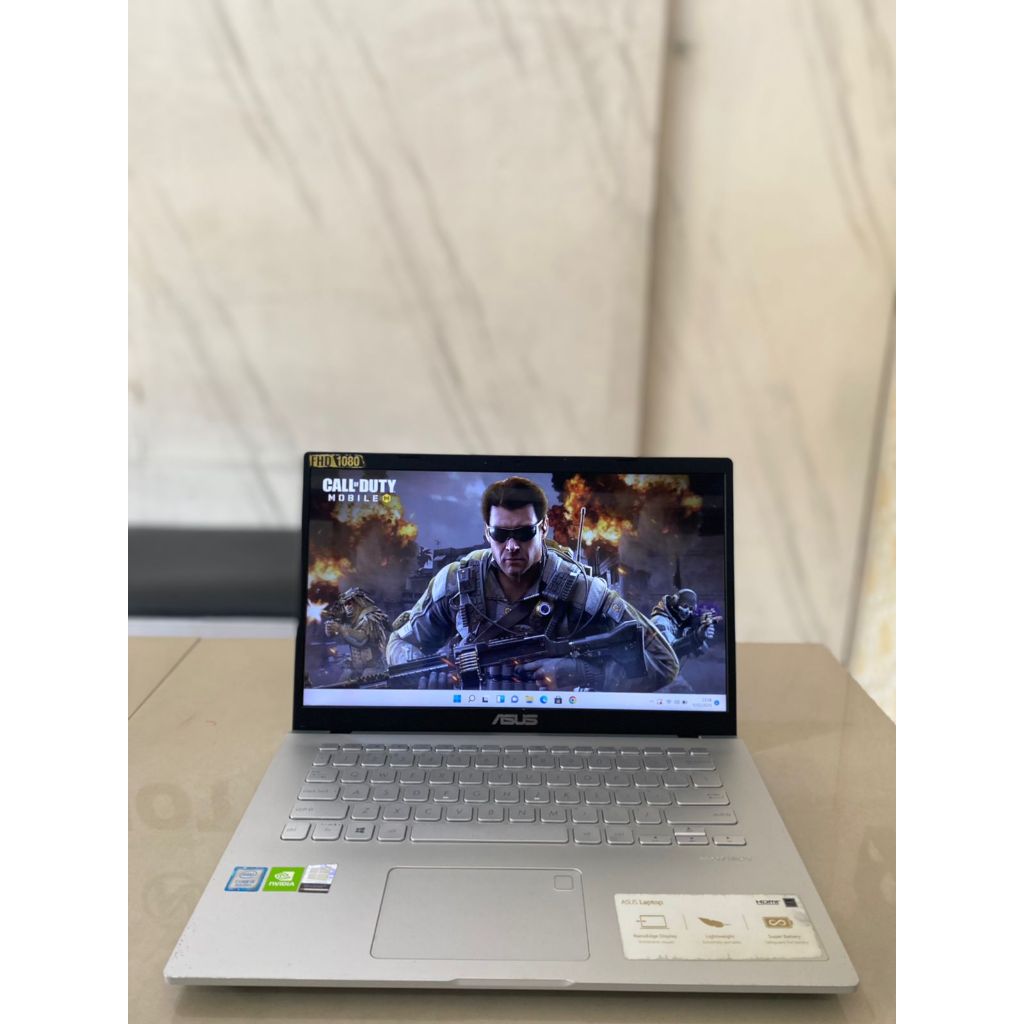 ASUS A409F SILVERINTEL CORE I5-8265U RAM 8 GB SSD 256 GB NVIDIA GEFORCE MX230