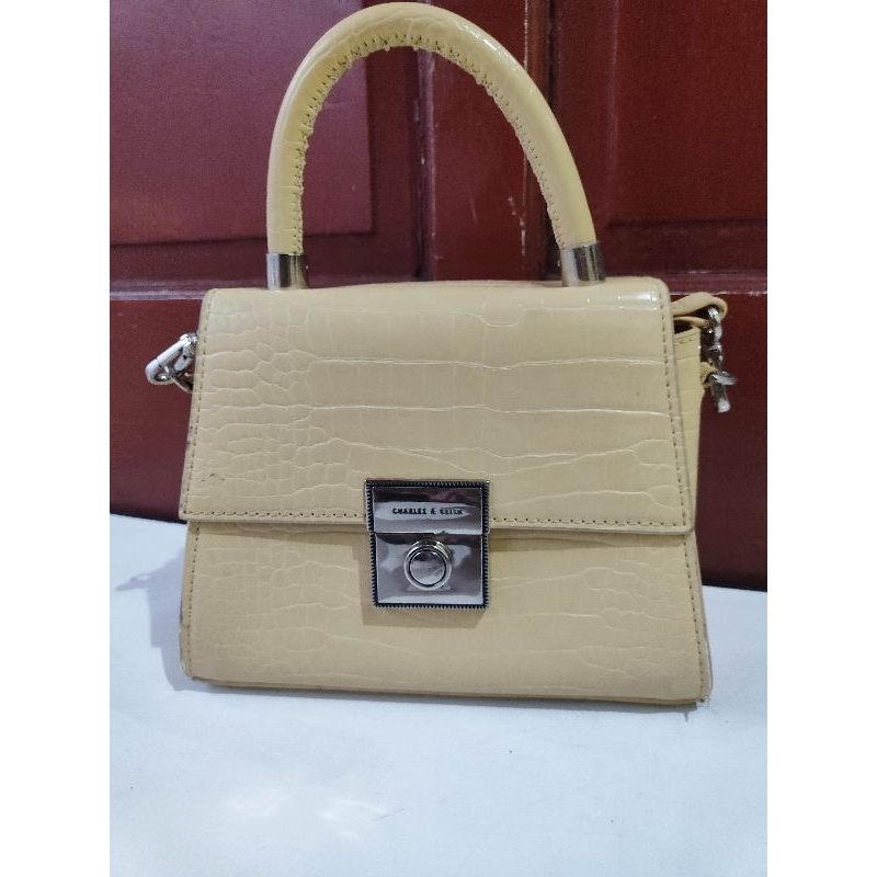 sling bag wanita preloved