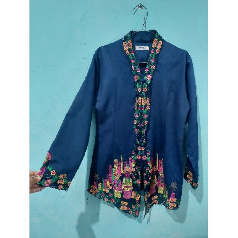 PRELOVED ENCIM BETAWI JAKARTA KEBAYA NAVY SAGE ONDEL ONDEL SECOND