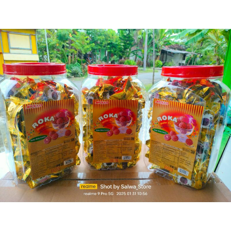 

Roka wafer balls