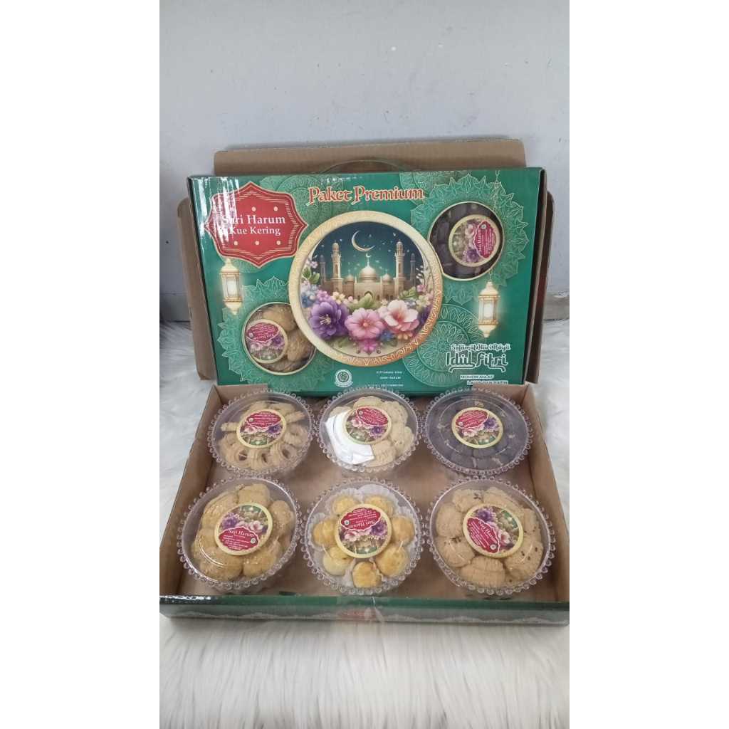 

Kue Kering Lebaran 2025 Sari Harum Paket Premium Bulat | Box Hampers Kue Kering Isi 6 Toples Murah
