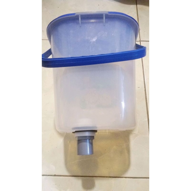Tandon Air Minum Kandang Batre Ayam Petelur