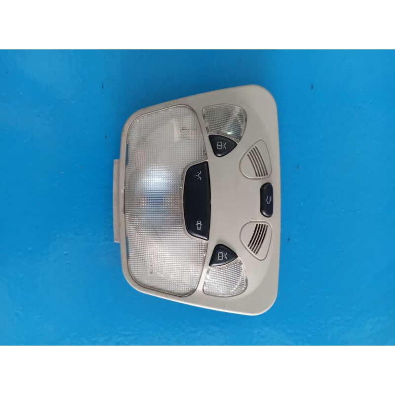 LAMPU CABIN DEPAN MERCY W203