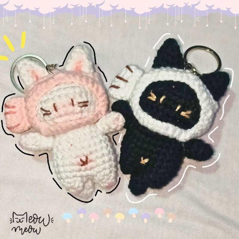 Amigurumi cat wearing taiyaki hat keychain || Cat wearing taiyaki hat crochet || Gantungan  kunci ku