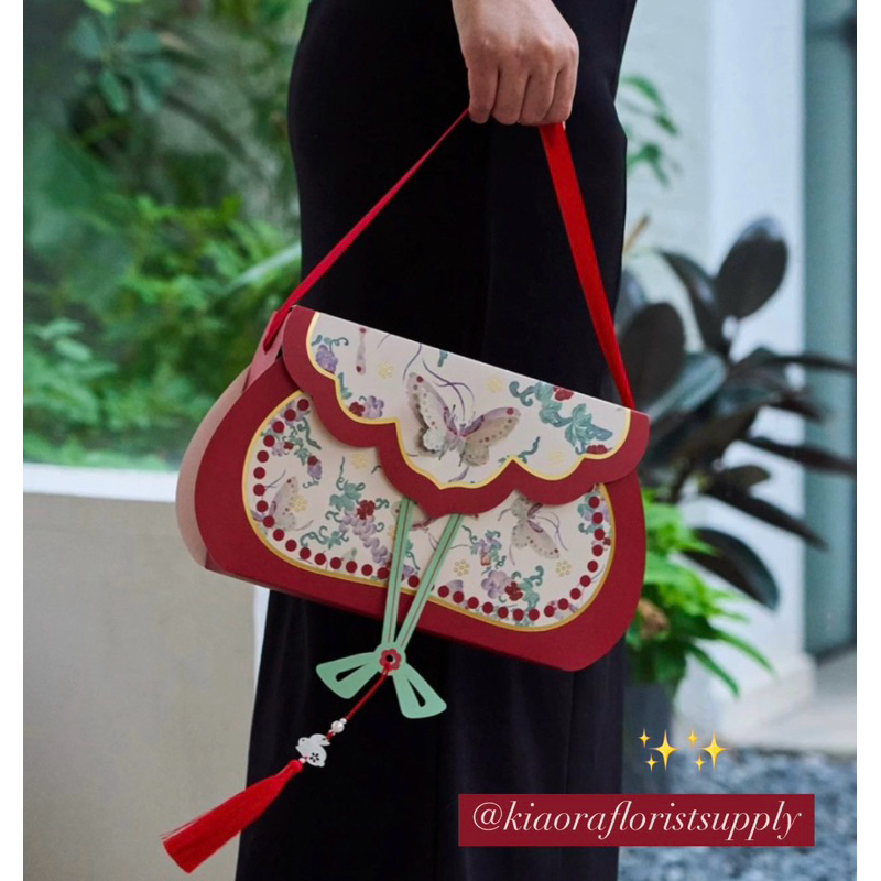 

KOTAK HAMPERS | KOTAK HAMPERS BUNGA | DEKORASI HAMPERS | DEKORASI IMLEK