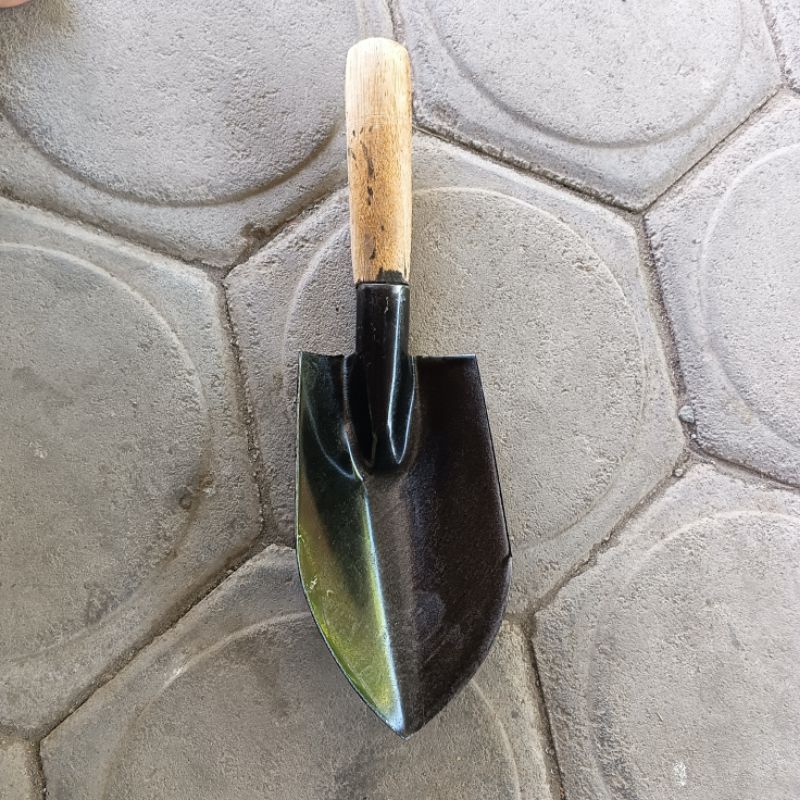 sekop taman kecil 26cm/ sekop lancip mini/ sekop taman ringan