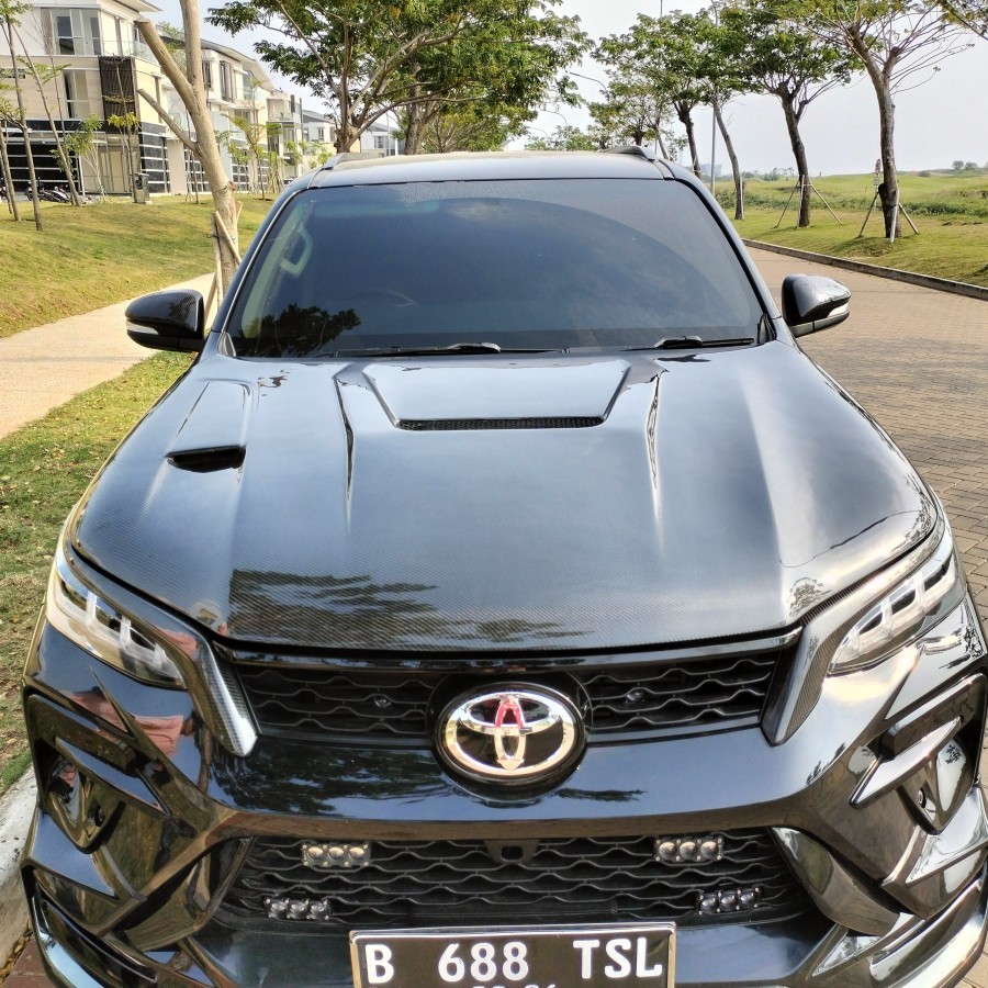 Engine Hood / Kap Mesin Toyota Fortuner VRZ Carbon Kevlar