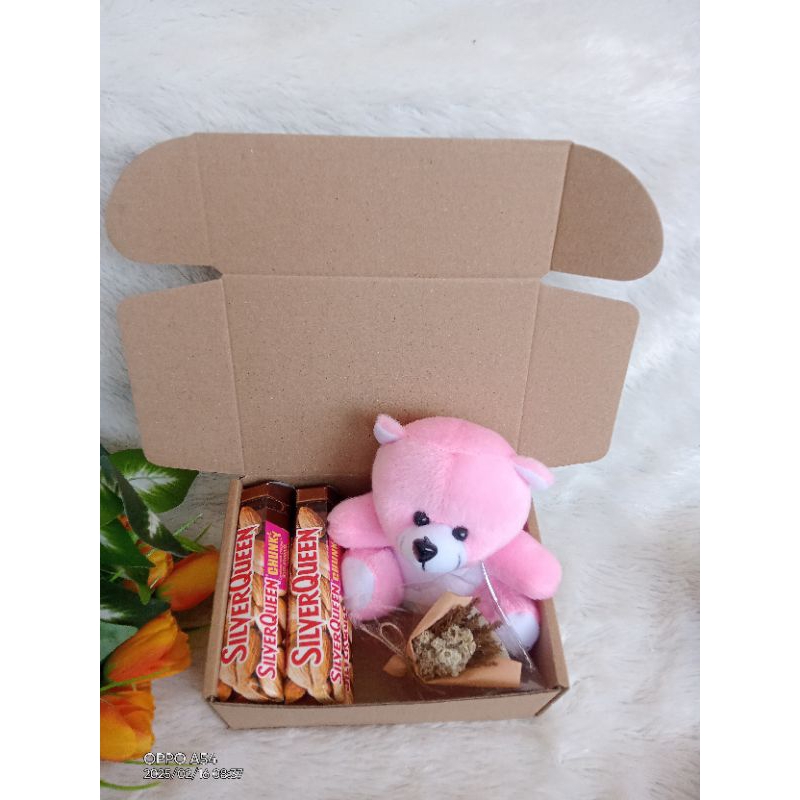 

BestPromo Hampers Love/Hampers Coklat Silverqueen/Hampers Hijab/Hampers Lebaran/Hampers Guru/Hampers