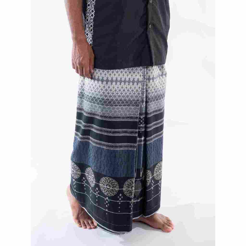 KAMILIANO SARUNG PRIA GOLD 133 - BLACK