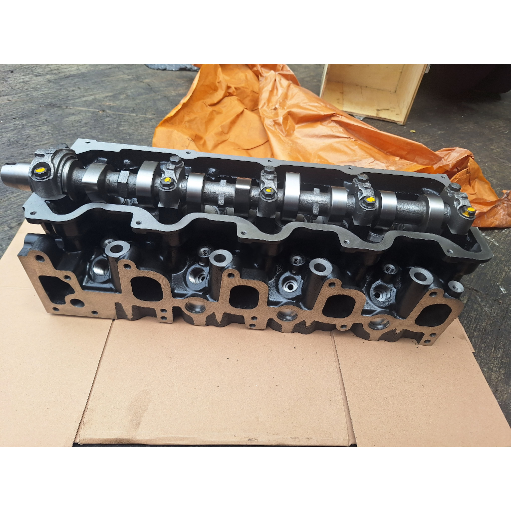 Cylinder Head Toyota Kijang lgx diesel 2l 3l 2500cc new assy