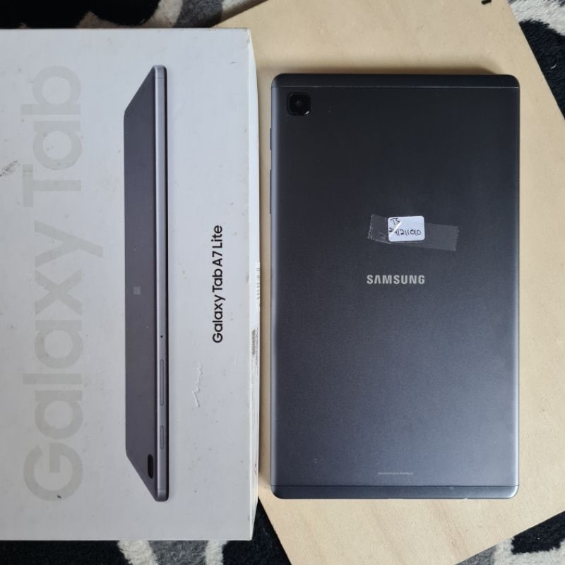 Samsung Tab A7 lite 4G LTE Ram 3/32 SM-T225 second mulus lengkap siap pakai
